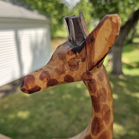 Handcarved Woodv Giraffe 12.25" - Picture 5 of 9